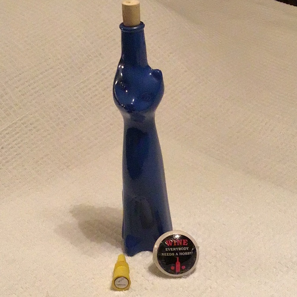 2 Wine Stoppers, novelty’s